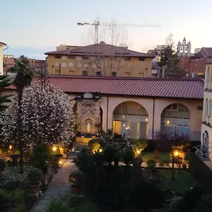 Casa Per Ferie Religiosa Figlie Di Nazareth , Pise Italie